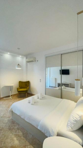 Cozy Studio by the sea in Paleo Faliro